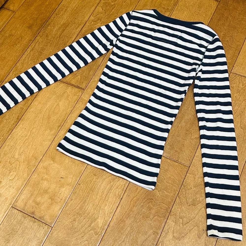 🫎Abercrombie Y2K Navy & White Striped Long Sleeve Shirt XS EUC